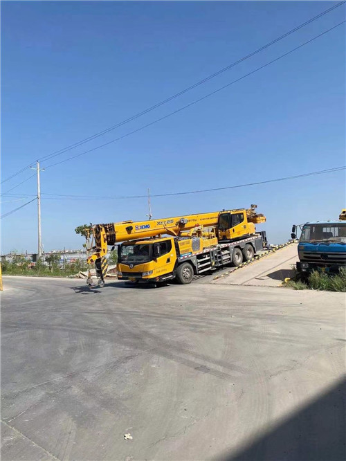 九龙县吊车作业时，可能会产生哪些额外收费项目？